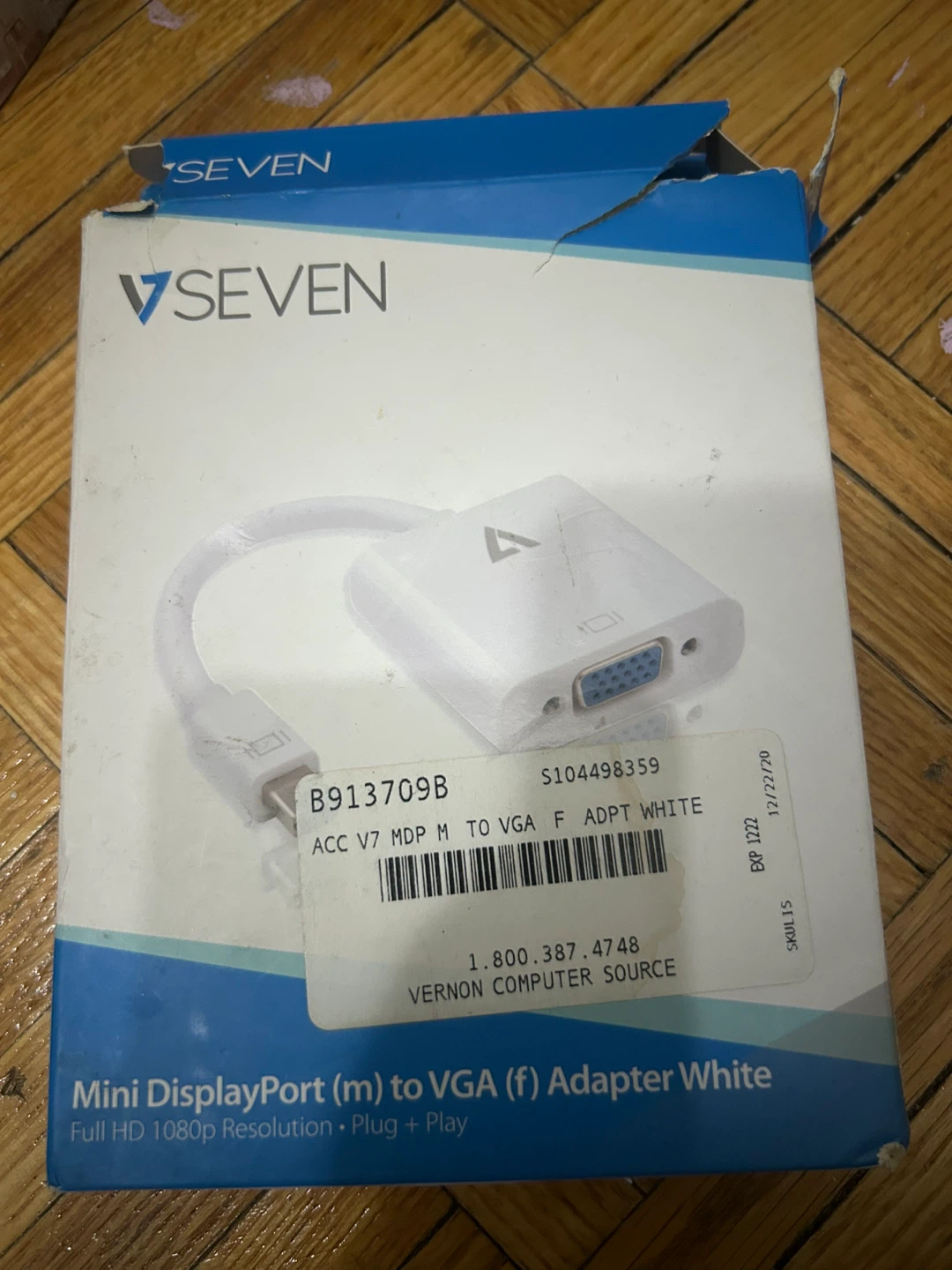 V7 Mini DisplayPort to VGA Adapter White