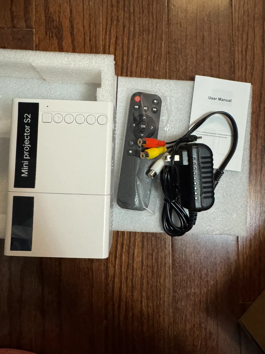Mini Projector S2 LED Projector with Remote - photo 3
