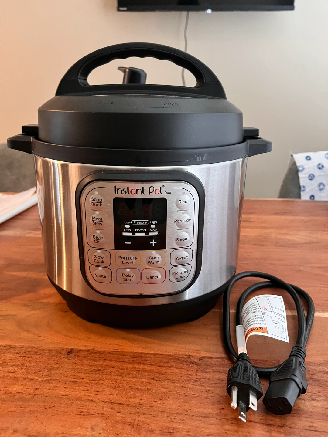 Instant Pot 7-1 Electric Pressure Cooker - photo 2