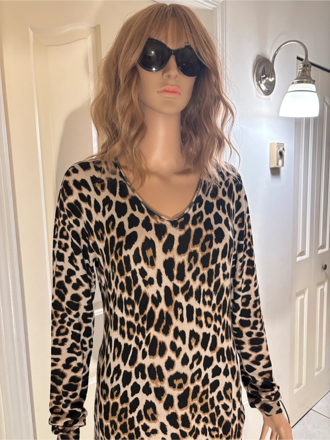 🐆 Women’s Leopard Print Mini Dress- Size Medium - photo 2