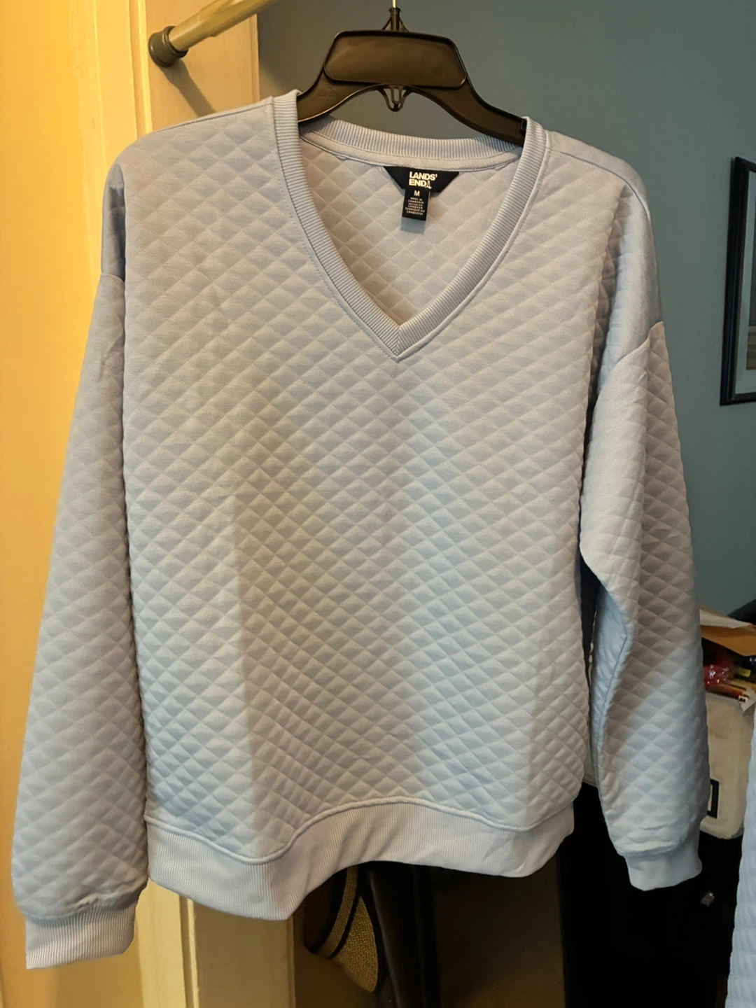 Quilted V-Neck Sweatshirt and Jogger Pants Set - Blue - Medium