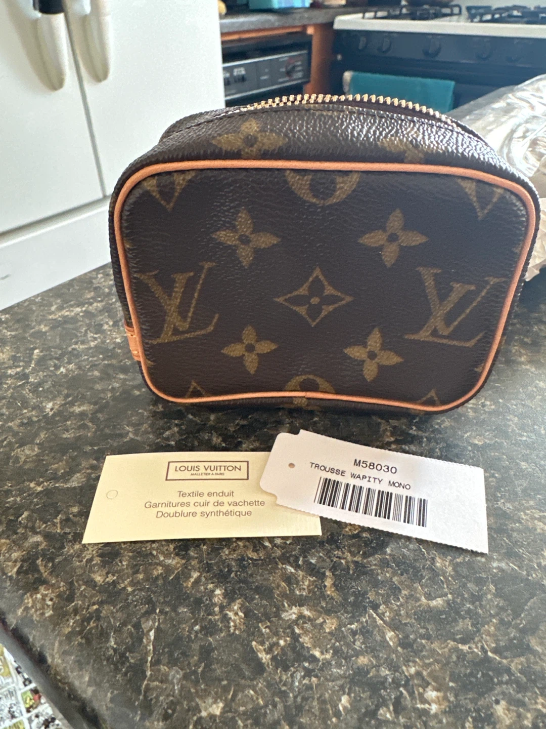 Louis Vuitton Monogram Wapity M58030 Pouch - photo 2