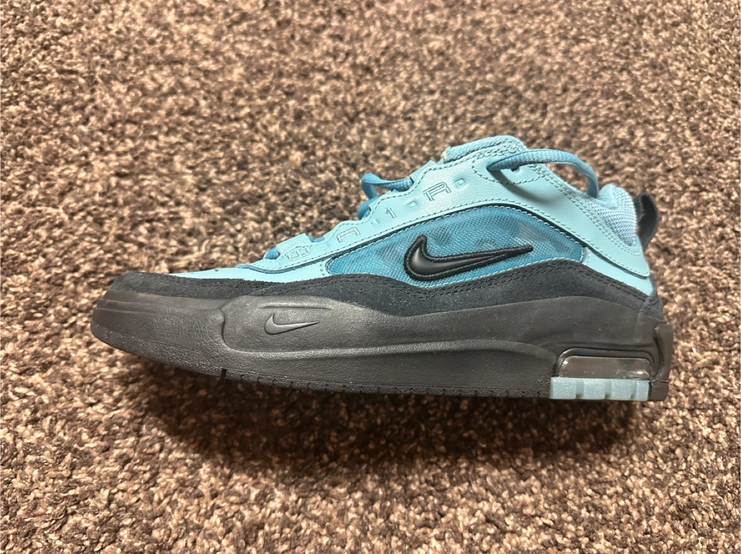 Nike Air Max 200 (US 7 / EUR 40) Light Blue