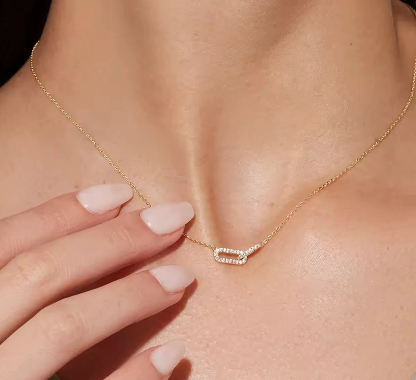 Delicate Link Necklace