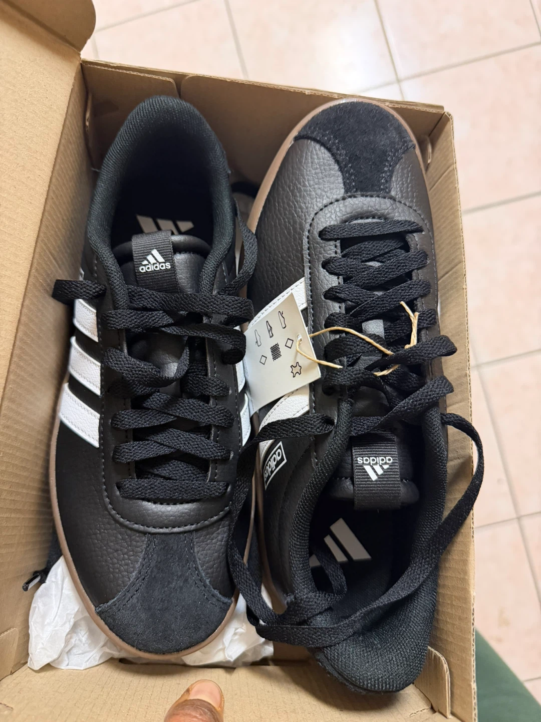 Adidas Black White Stripes Shoes - photo 3