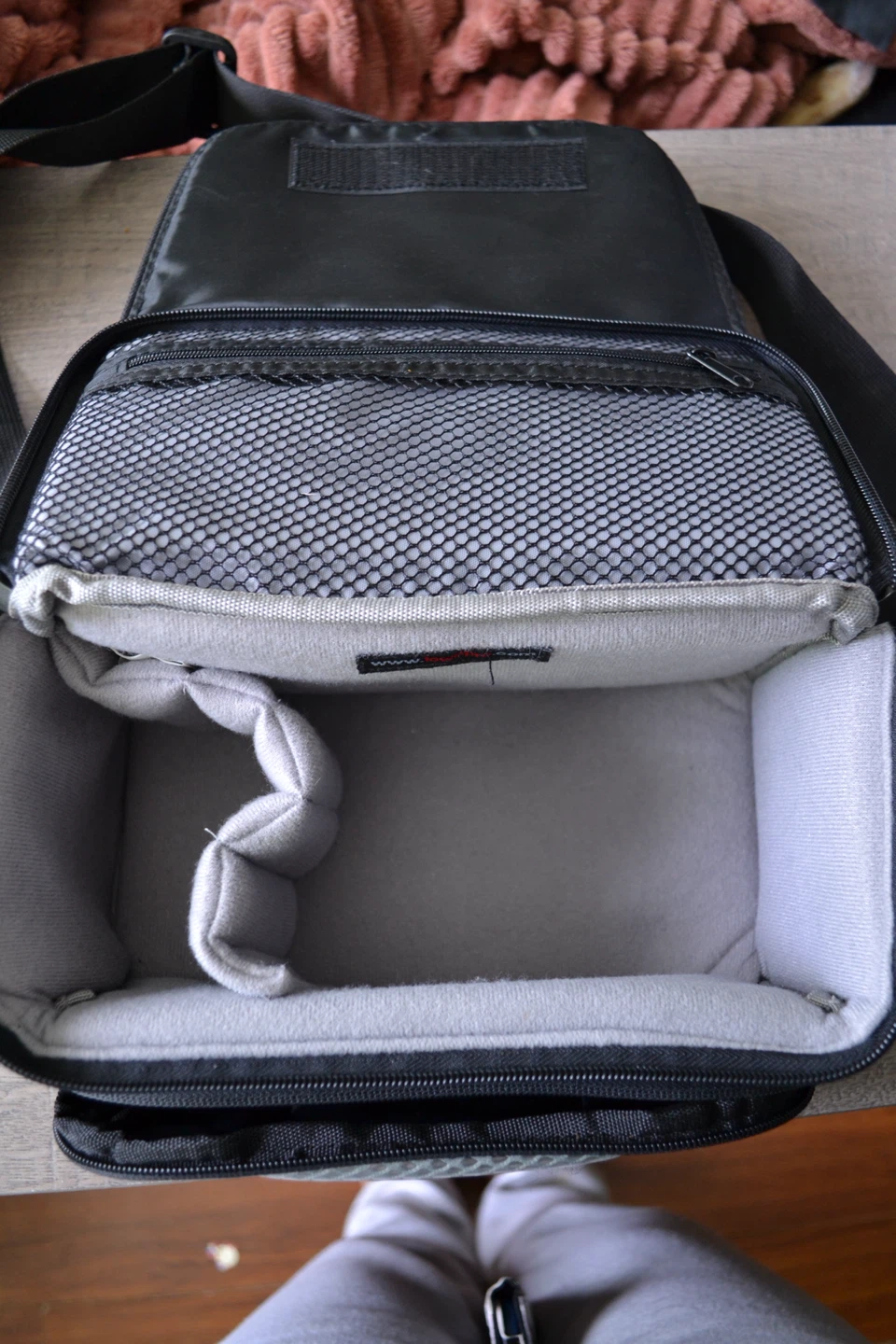 Lowepro Black Camera Bag - photo 3