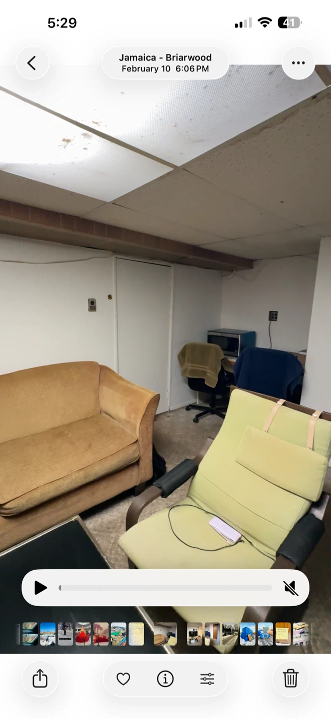 1 Bedroom semi basement apartment - photo 2
