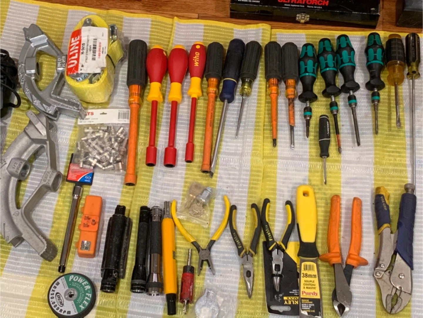 Assorted Drill Bits and Screwdrivers Set