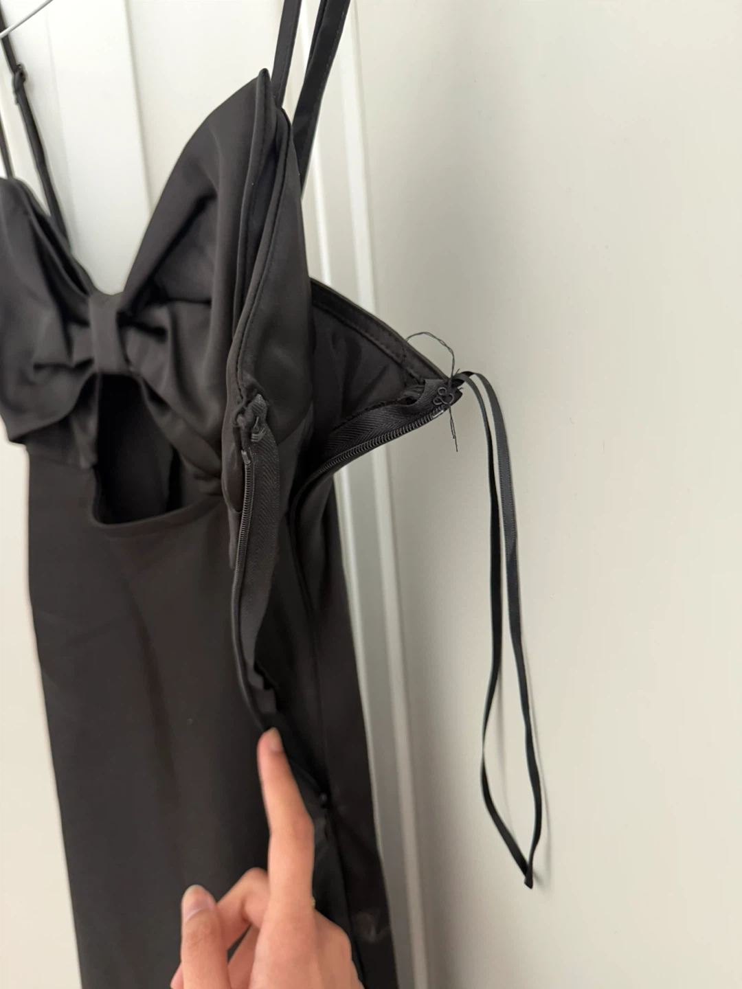 Black Bow Cutout Satin Slip Dress XS/TP - photo 4