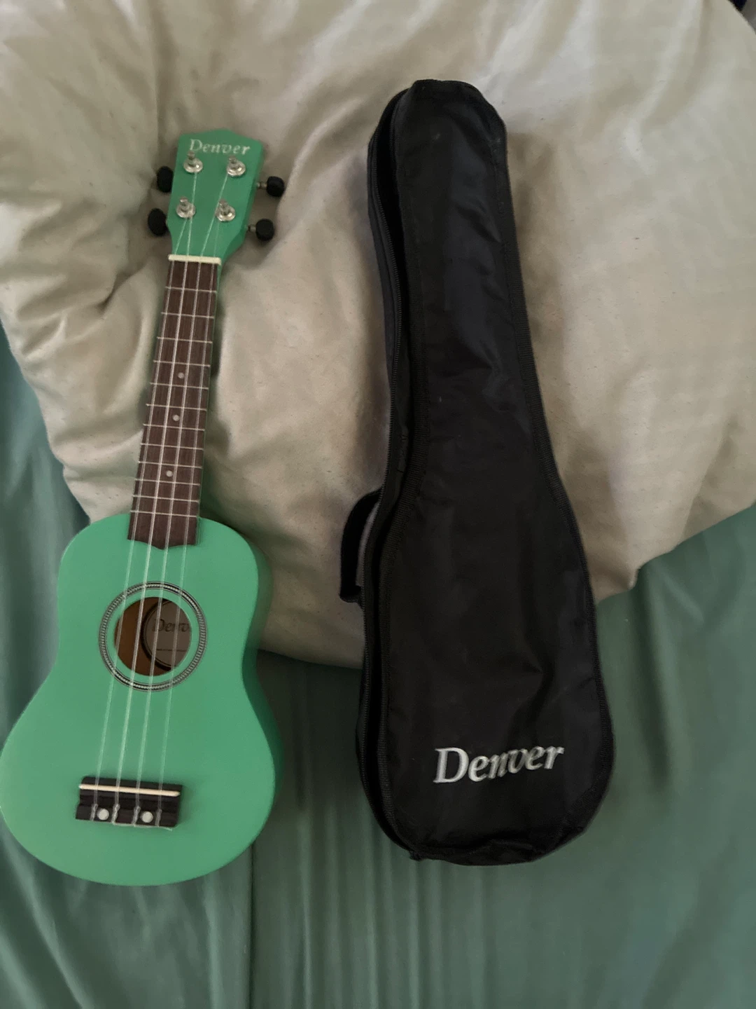 Denver Ukulele with Case - Turquoise - photo 4