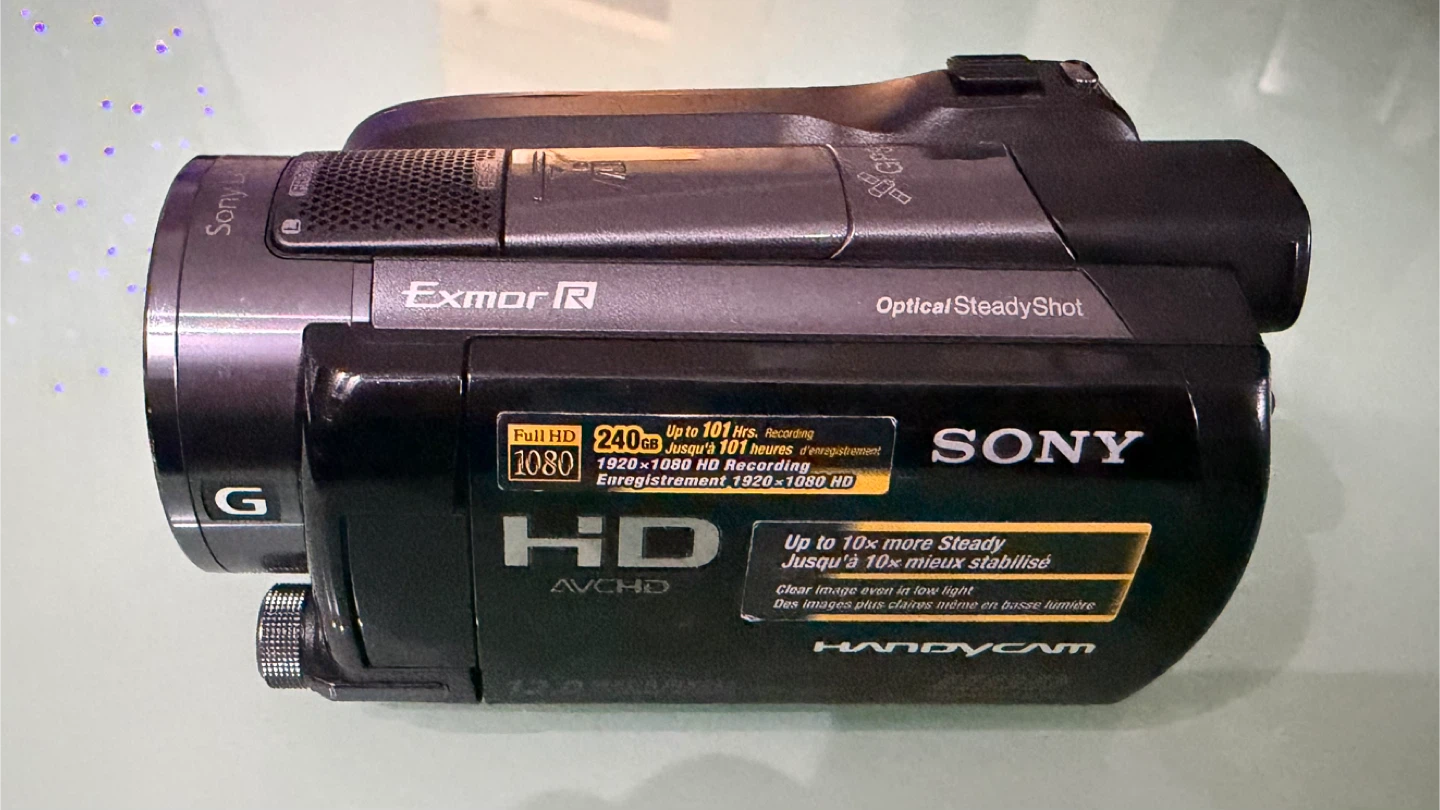 Sony HDR-XR520V Handycam HD Camcorder - photo 3