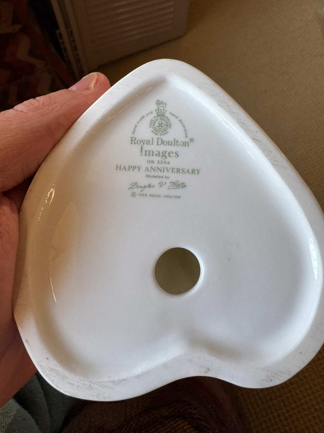 Royal Doulton “Happy Anniversary” Figurine – 50 Loving Years - photo 2