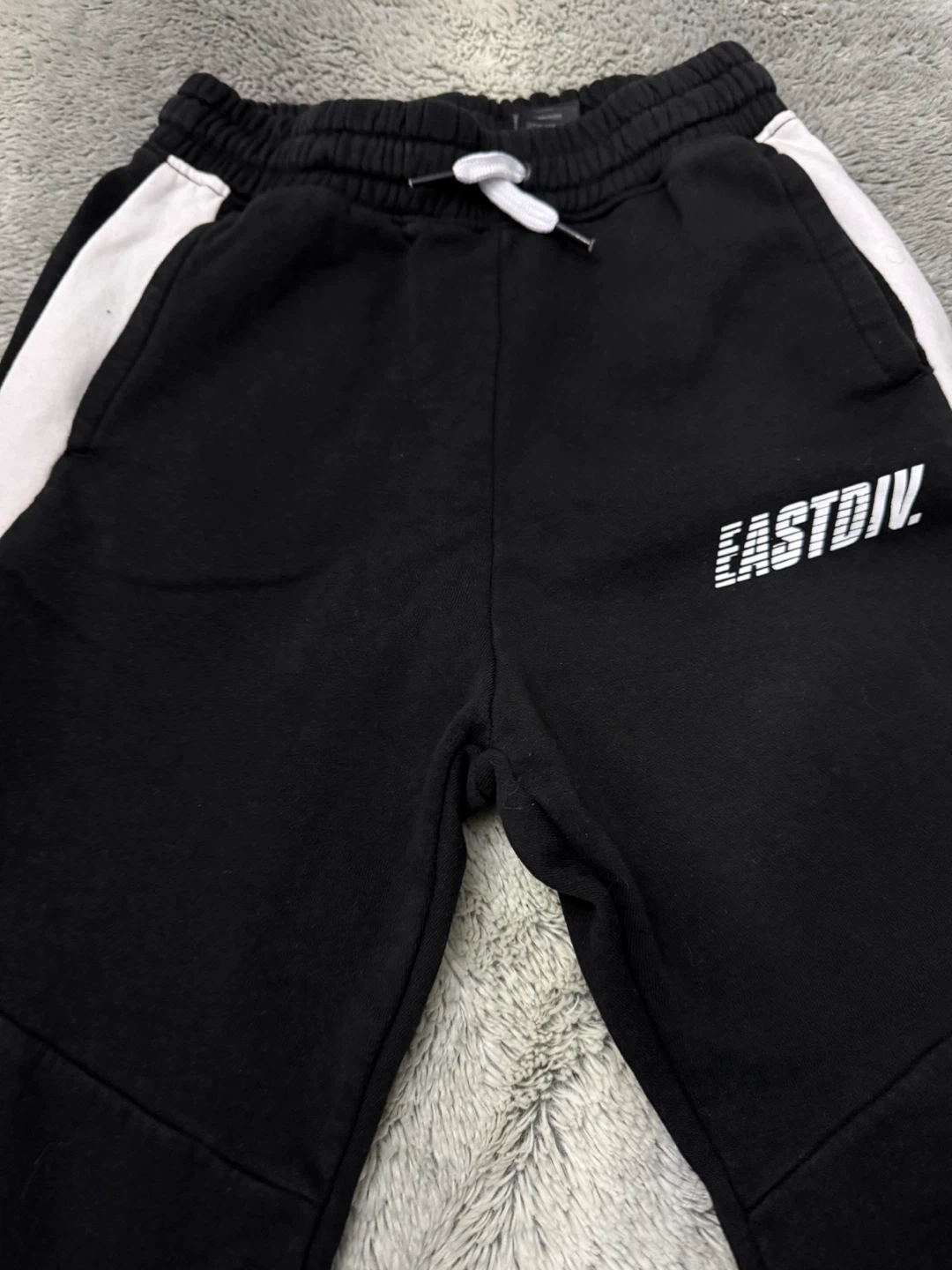 EASTDIV Colour Block Joggers - photo 3