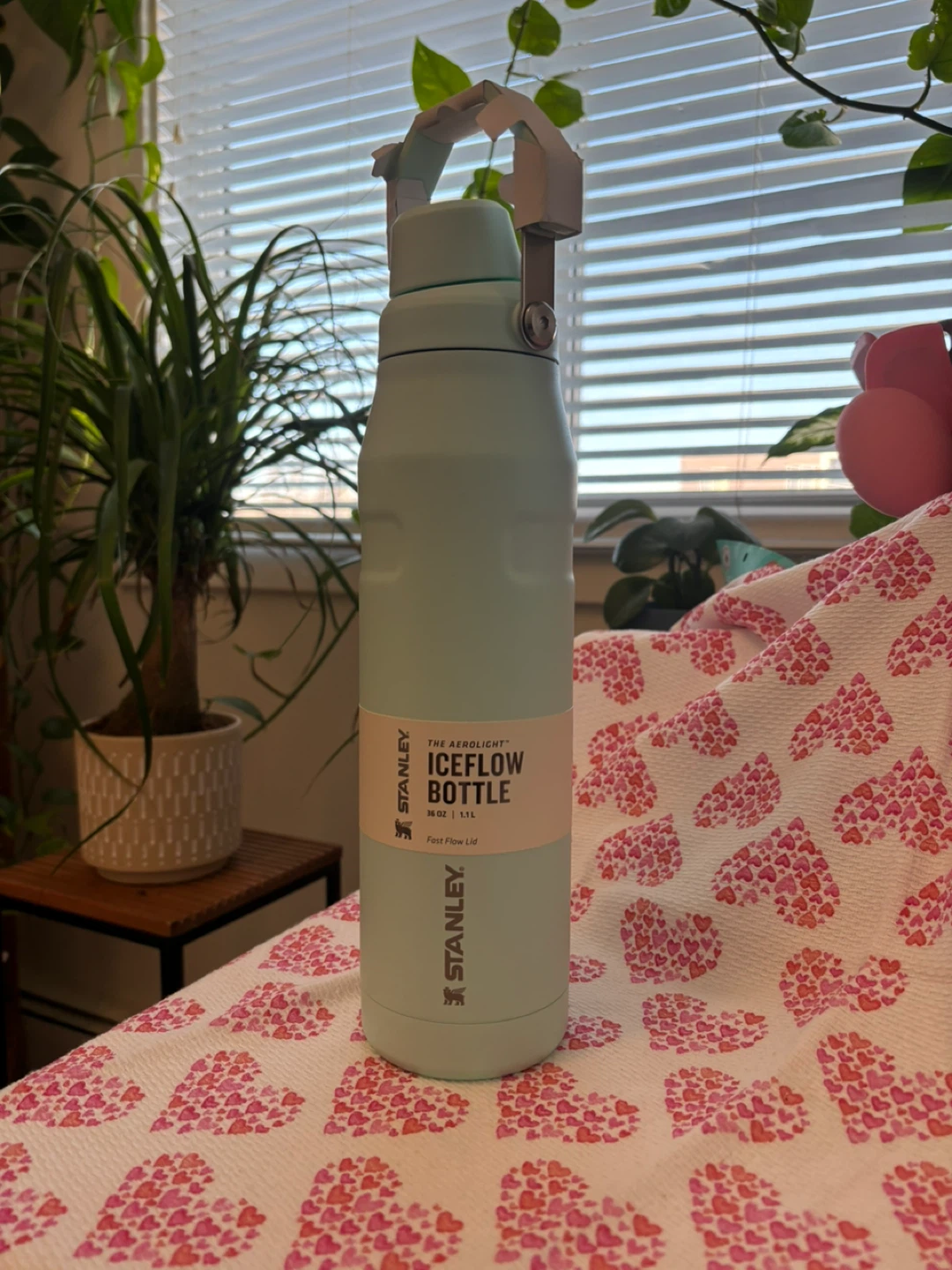 Stanley The Aerolight Iceflow Bottle 1L