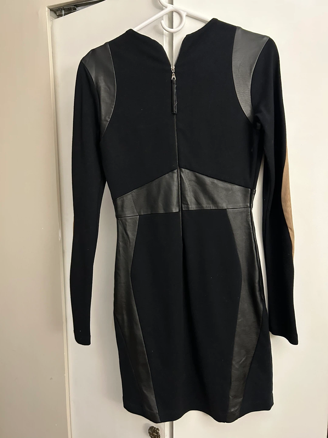 Black & Nude Panelled Dress. Nude mesh - Size M - photo 2