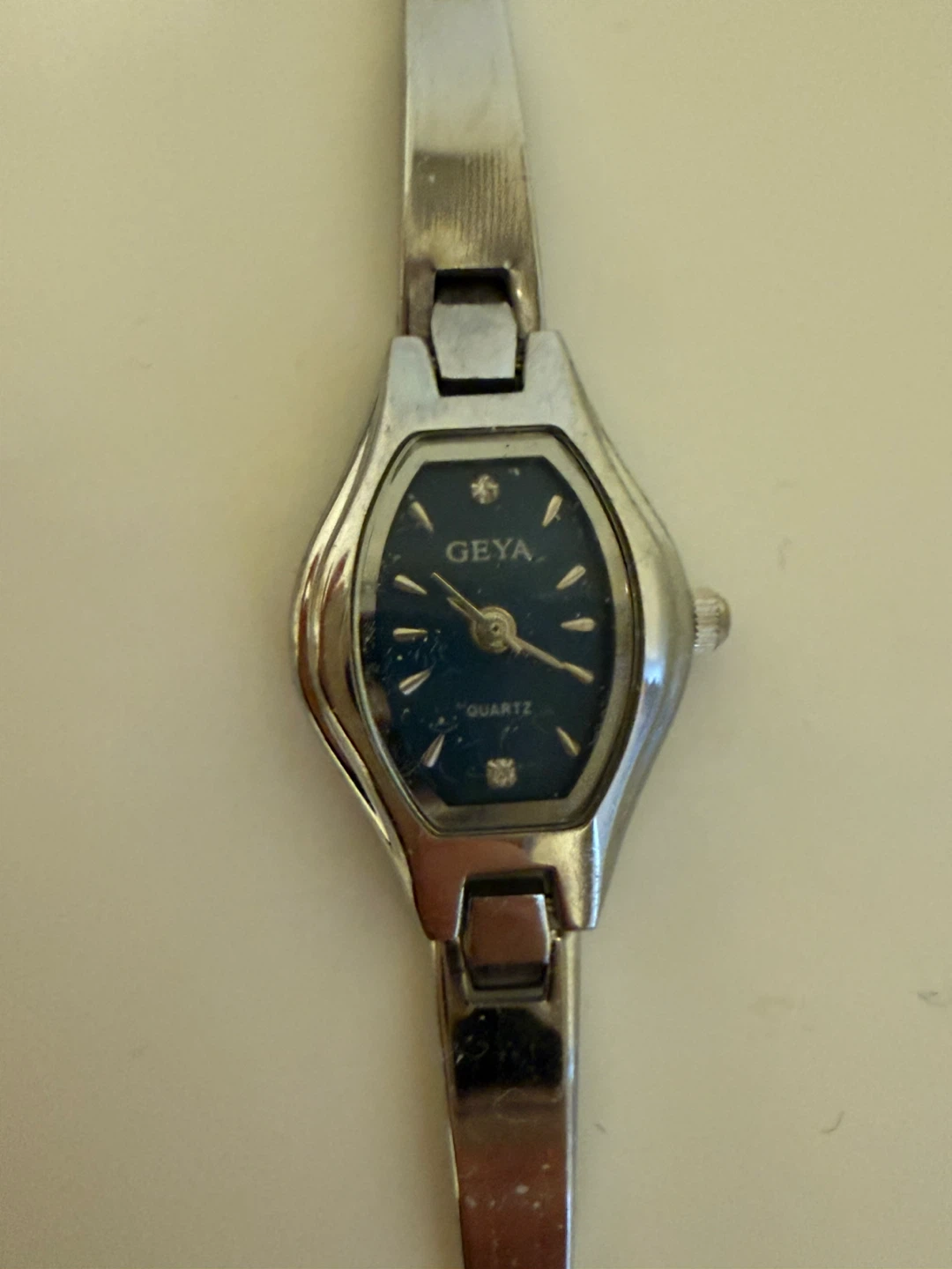 Geya Women's Quartz women Watch