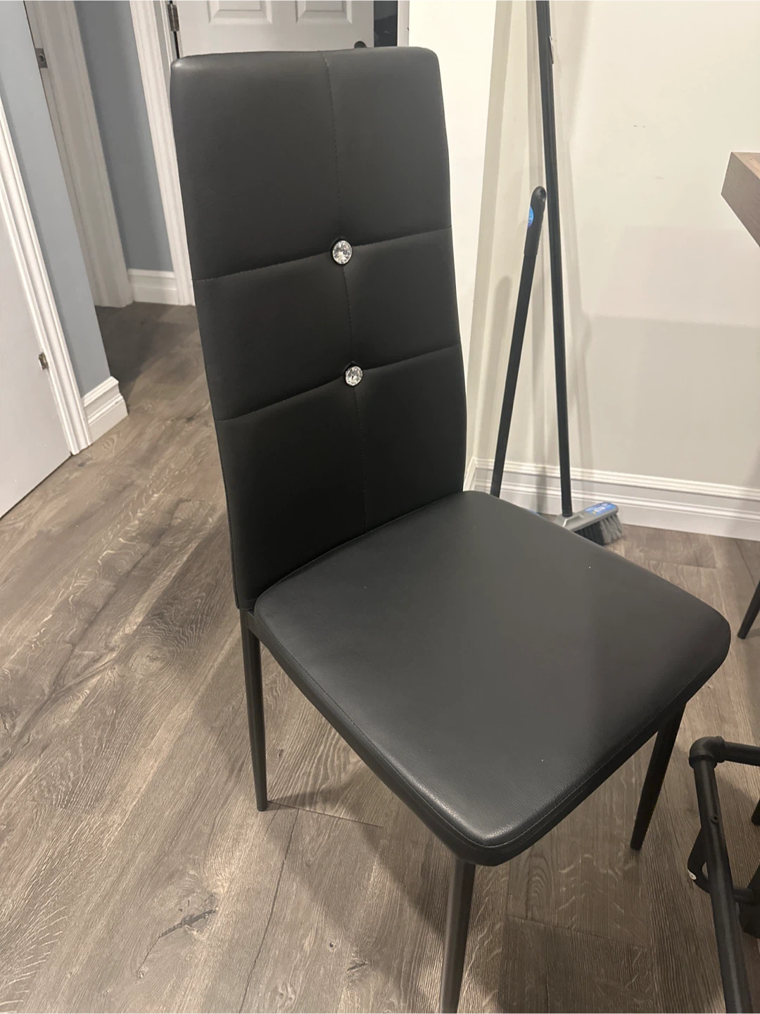 6 New Black Dining Chairs with Tufted Back - photo 5