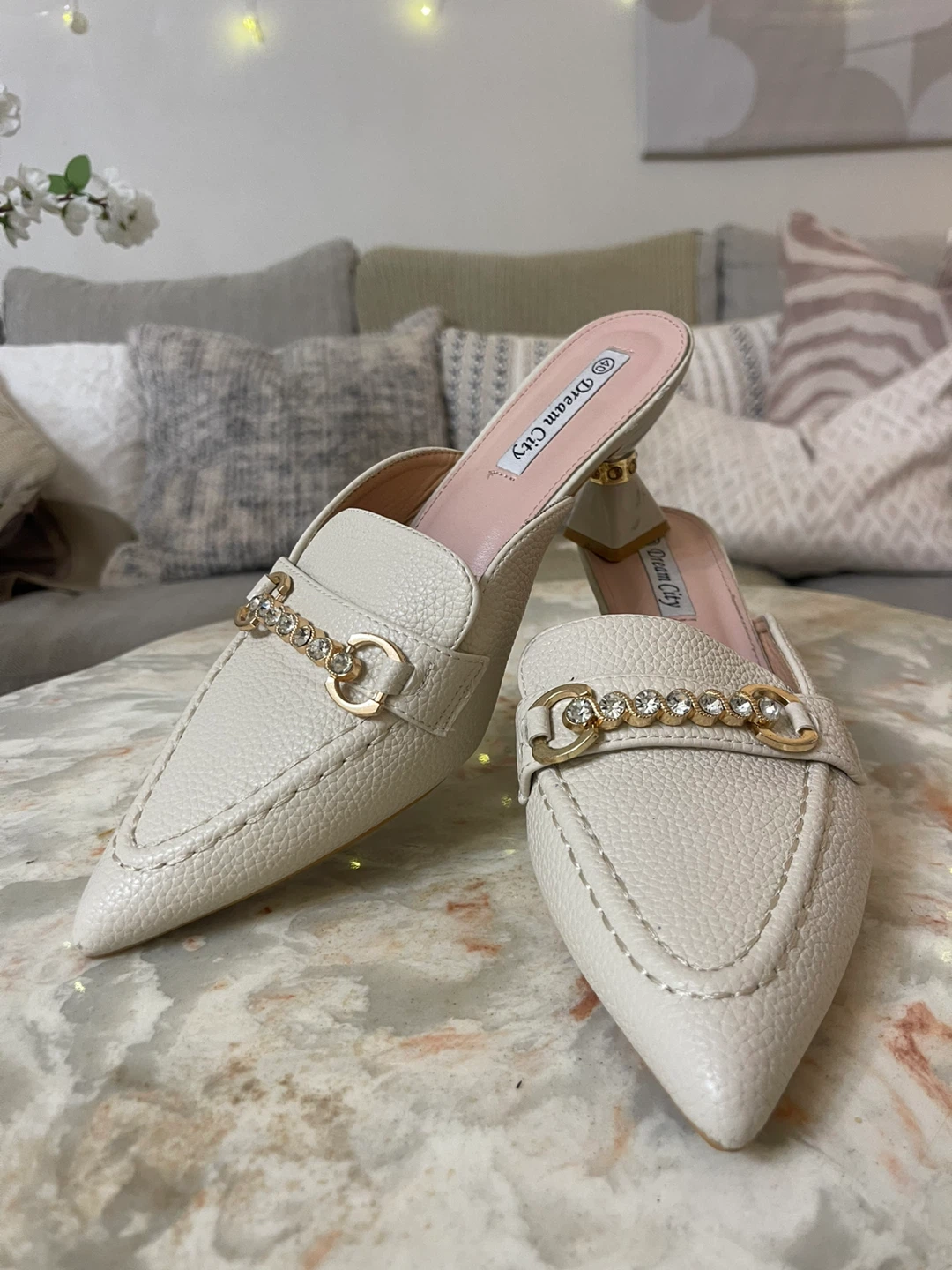 Dream City Women's White Mule Heels