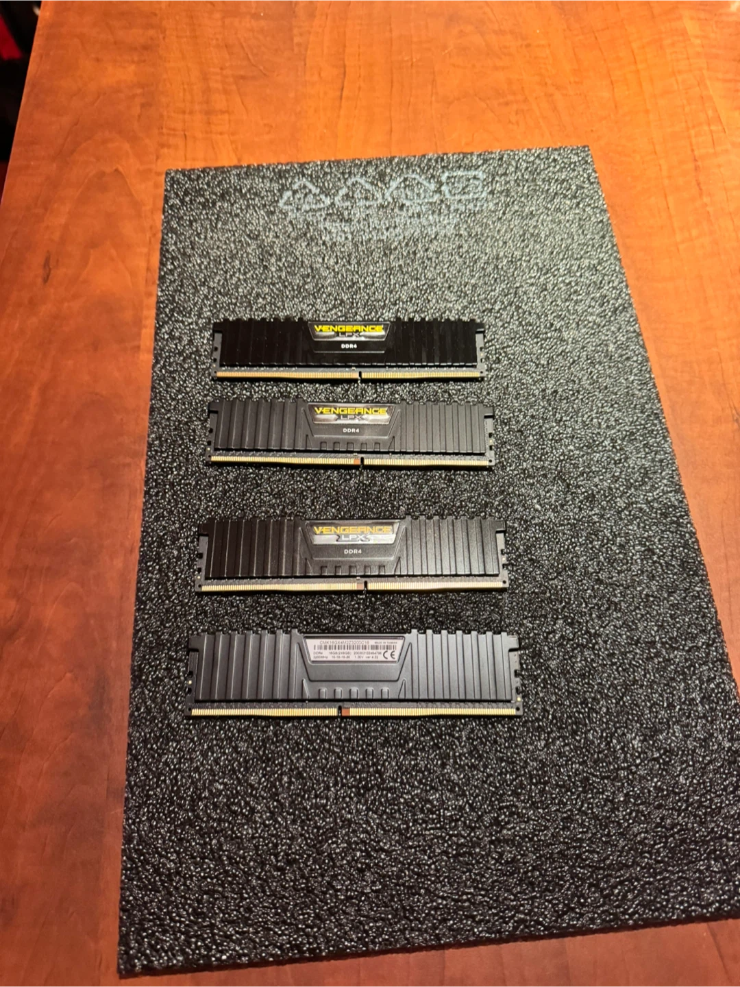 Corsair Vengeance LPX 32GB (4x8GB) DDR4 3200MHz RAM