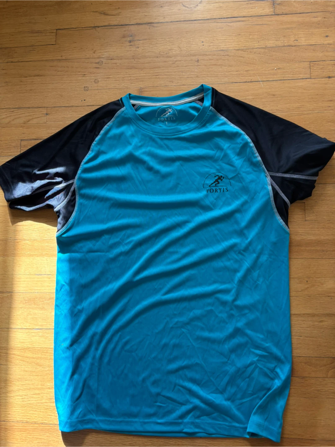 Fortis Athletic T-Shirt Size L