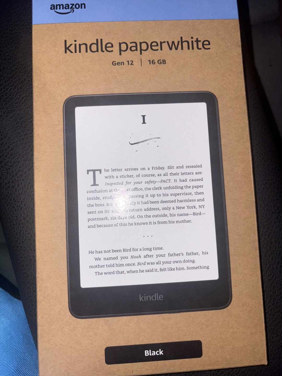 Amazon Kindle Paperwhite Gen 12 - 16 GB - Black (BUNDLE)