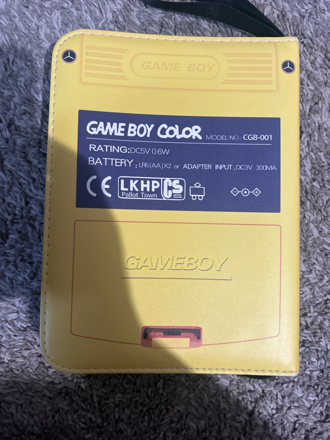 Game Boy Color Yellow Case with Pikachu Pokecard - photo 5