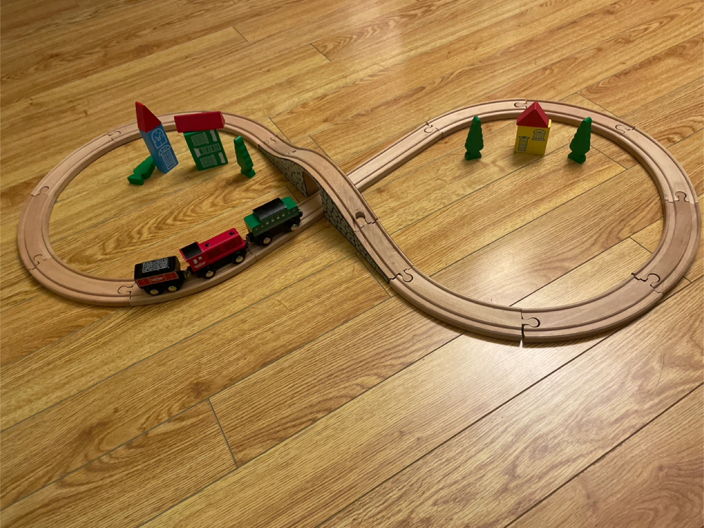 Imaginarium Express Figure 8 Train Set - photo 2
