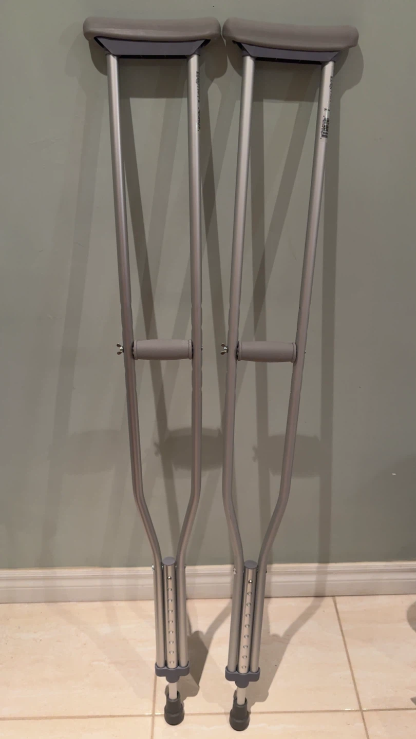 Medline Aluminum Crutches