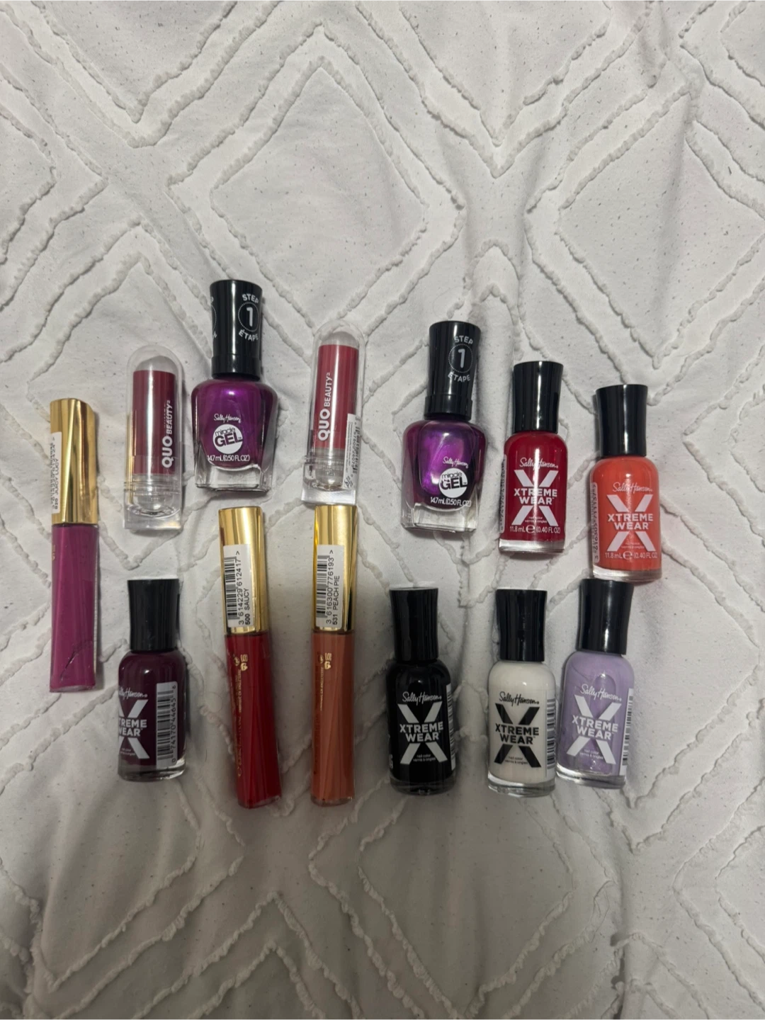 Sally Hansen Xtreme Wear Nail Polish & QUO Beauty Lip Products