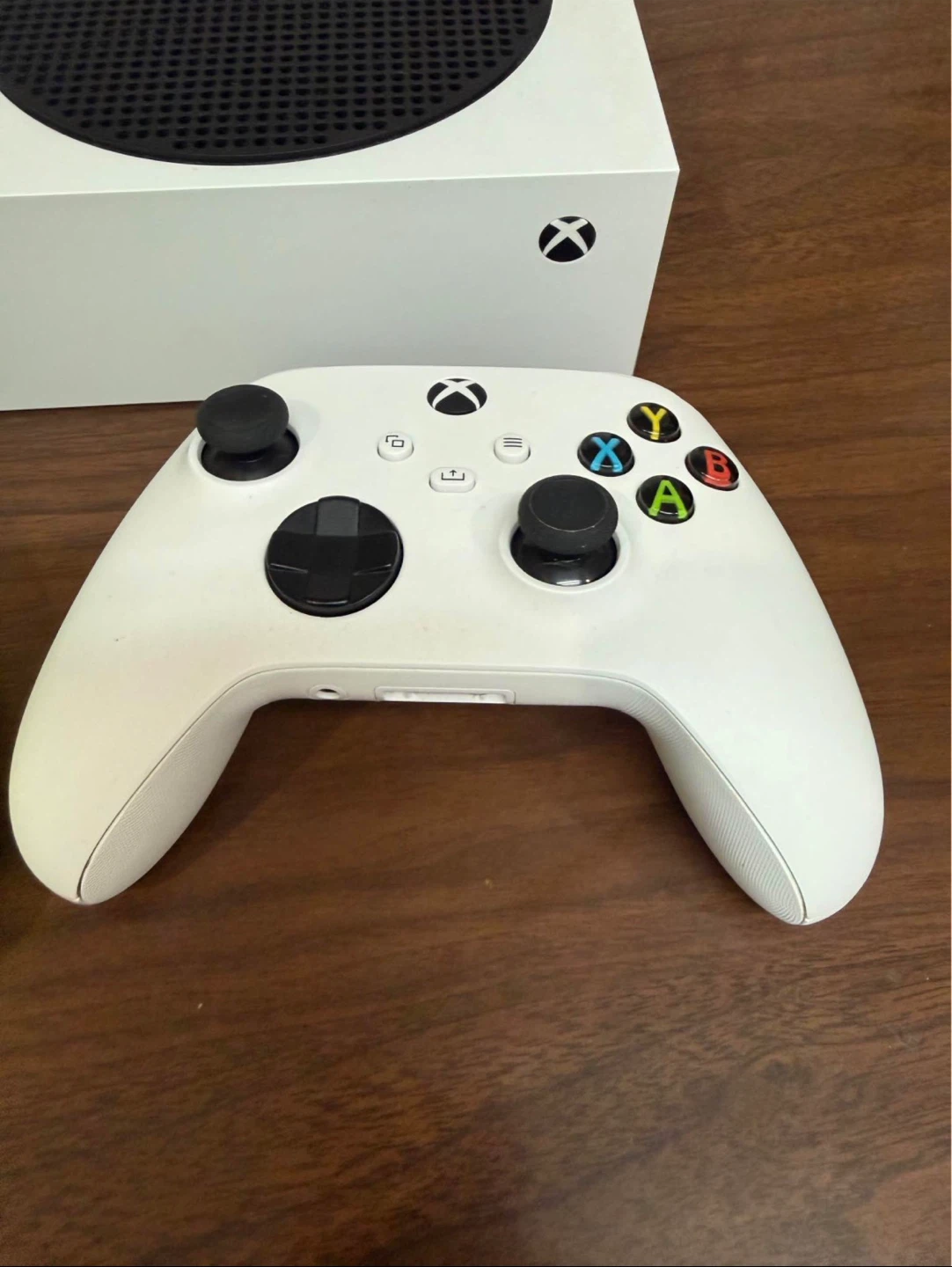 Xbox Series S with 3 controllers - photo 3