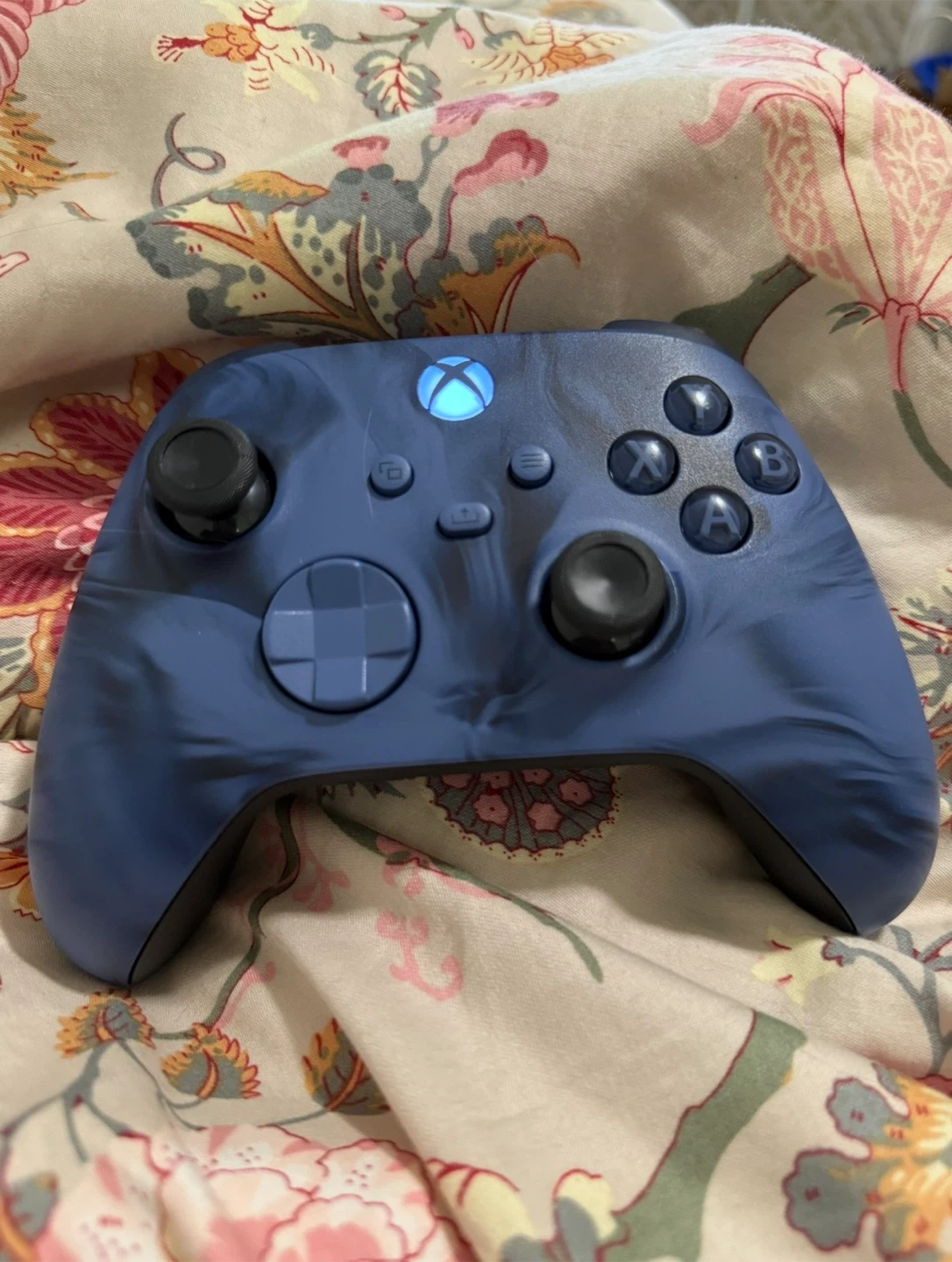 Xbox Series S with 3 controllers - photo 4