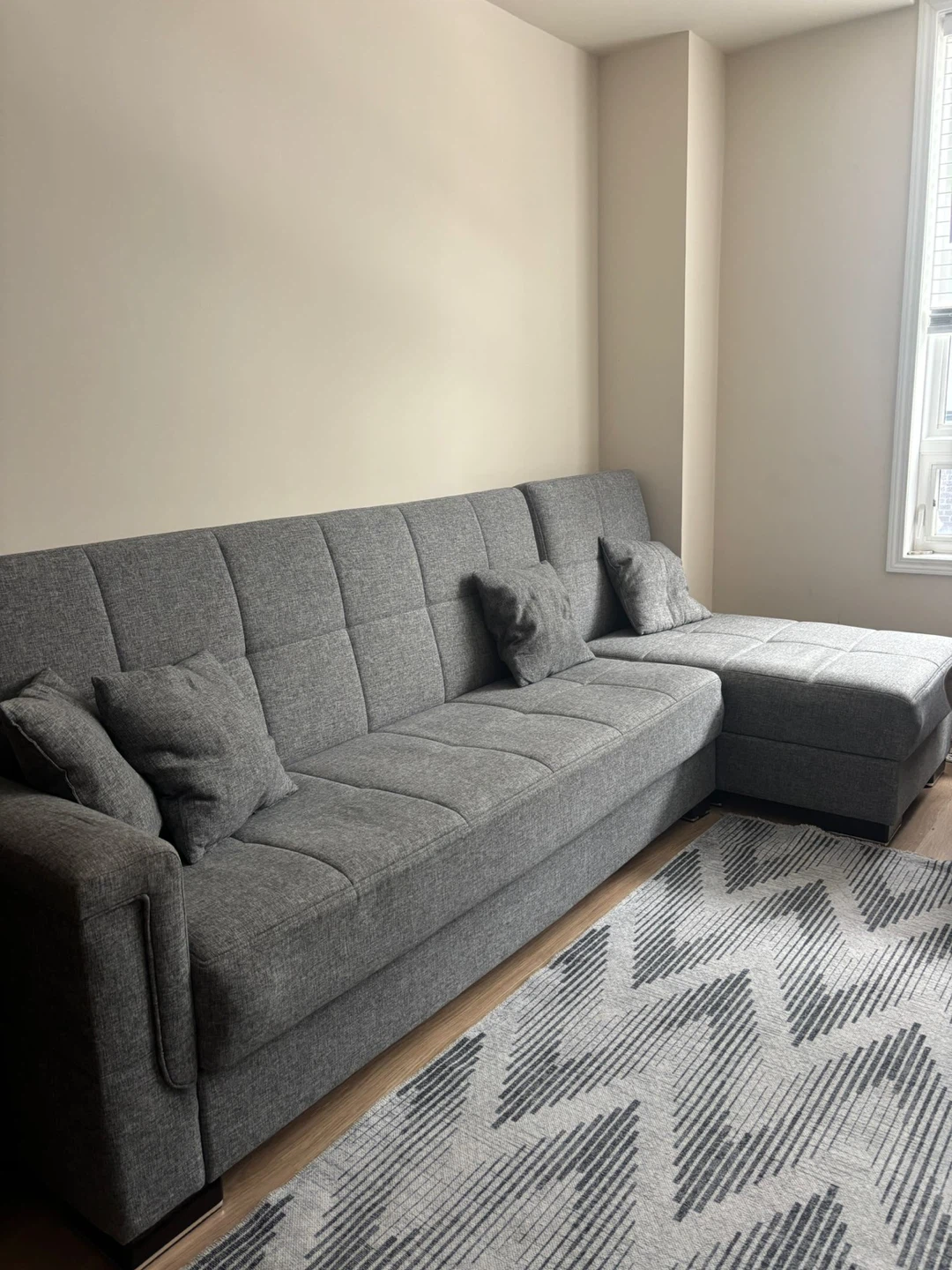 L-shaped sofa - photo 2