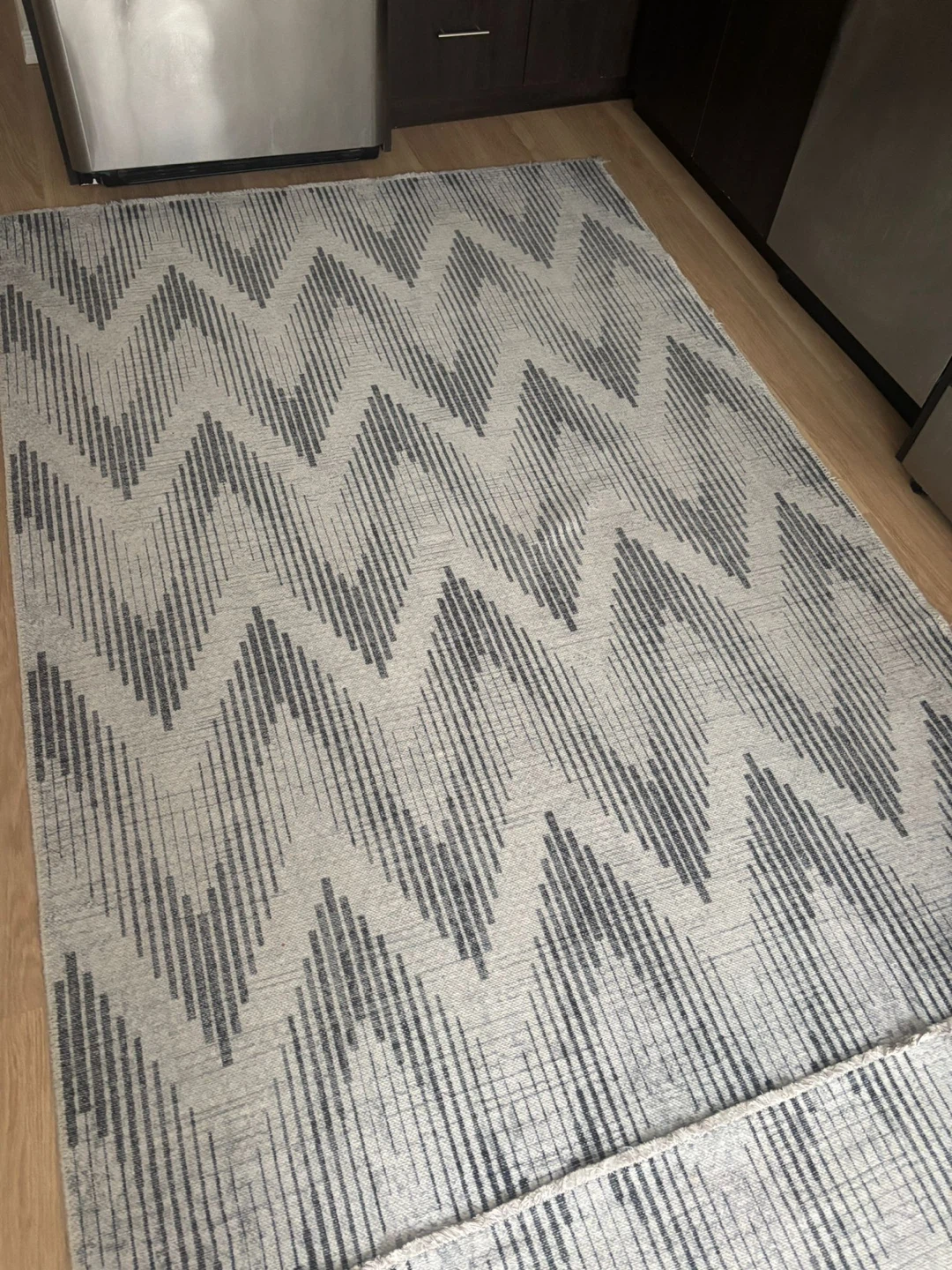 Area Rug with Geometric Pattern