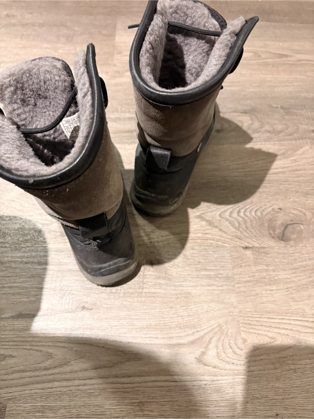 Ugg Black Winter Boots - photo 3