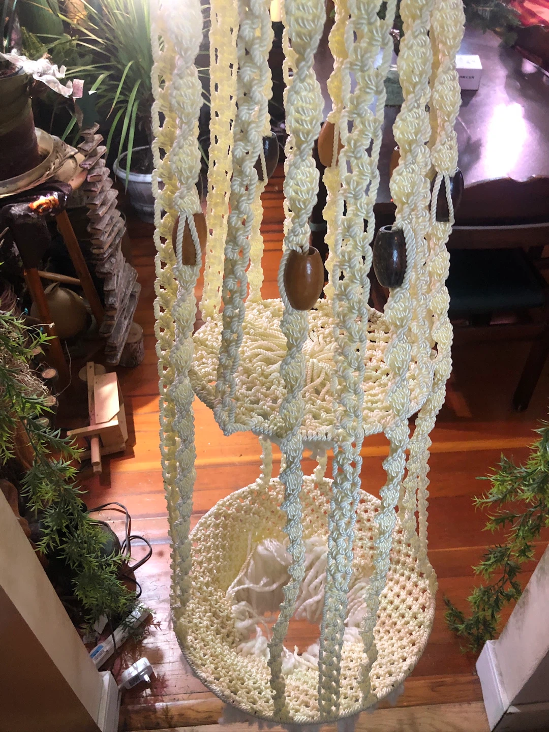Vintage Macrame Plant Hanger. - photo 4