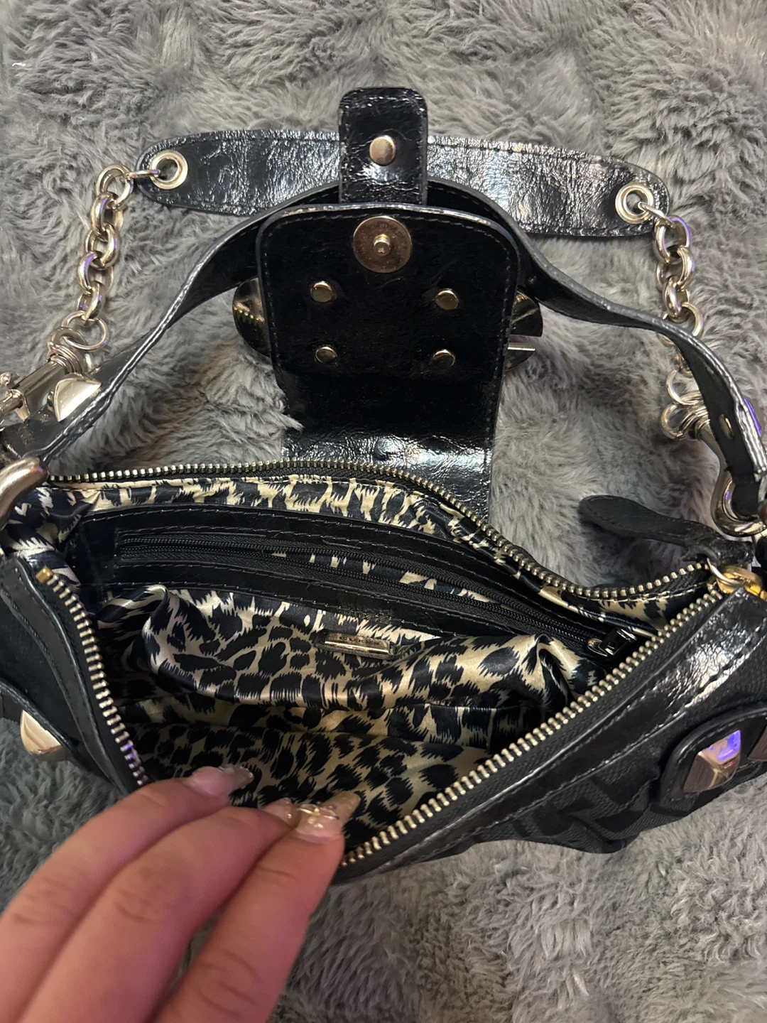 Black Guess Shoulder Bag with Studs - photo 2