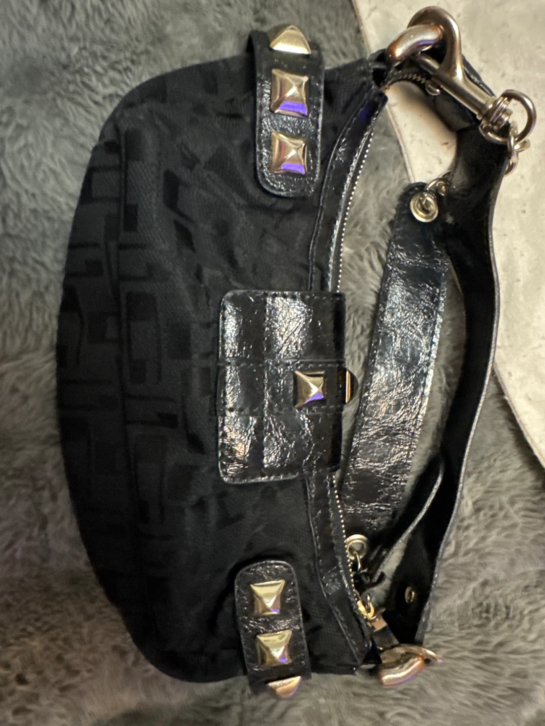 Black Guess Shoulder Bag with Studs - photo 5