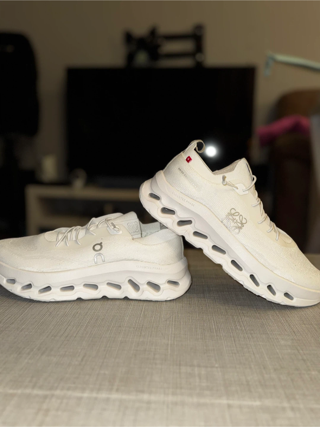 On Cloudtec Phase Running Shoes White USM 7 - photo 2