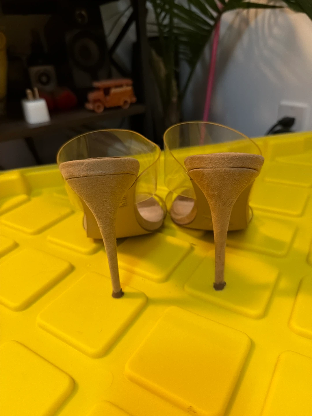 Steve Madden Tan Suede Clear Strap Heeled Sandals - photo 3