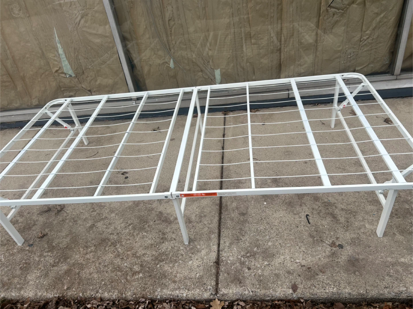 Full size Metal Bed Frame - photo 2