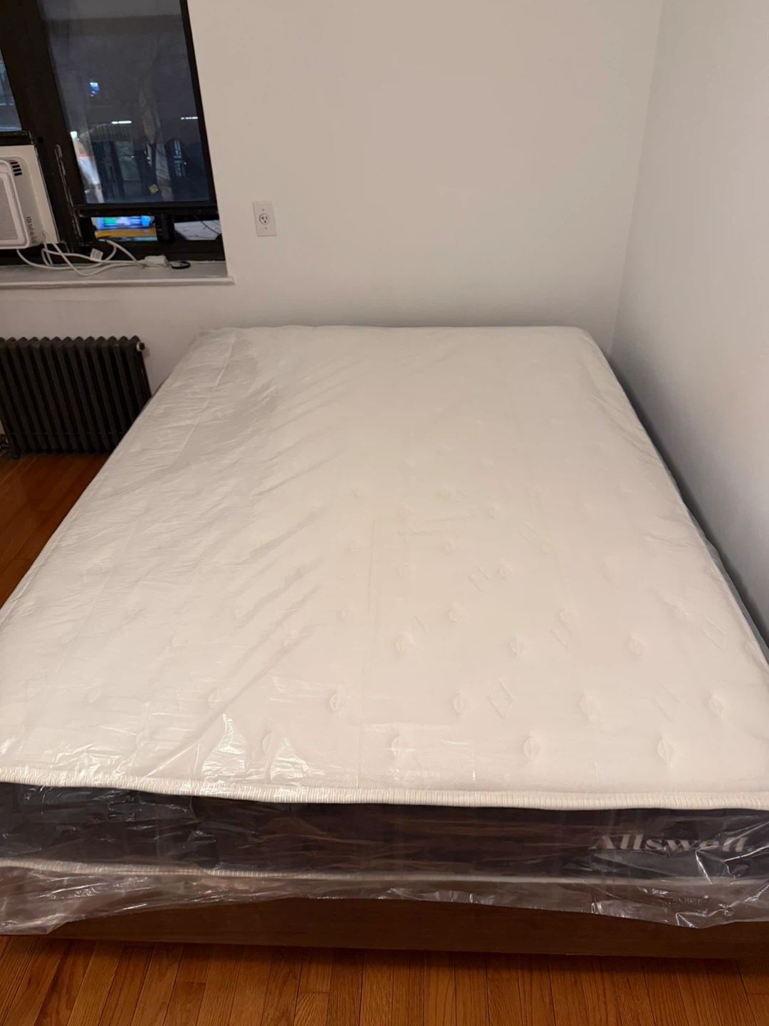 Allswell Mattress 10” hybrid foam full size - photo 3