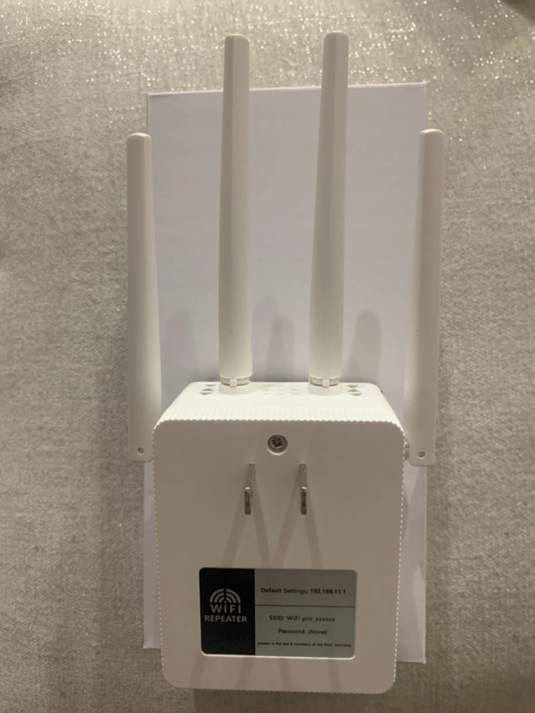 White WiFi Repeater with 4 Antennas - photo 4