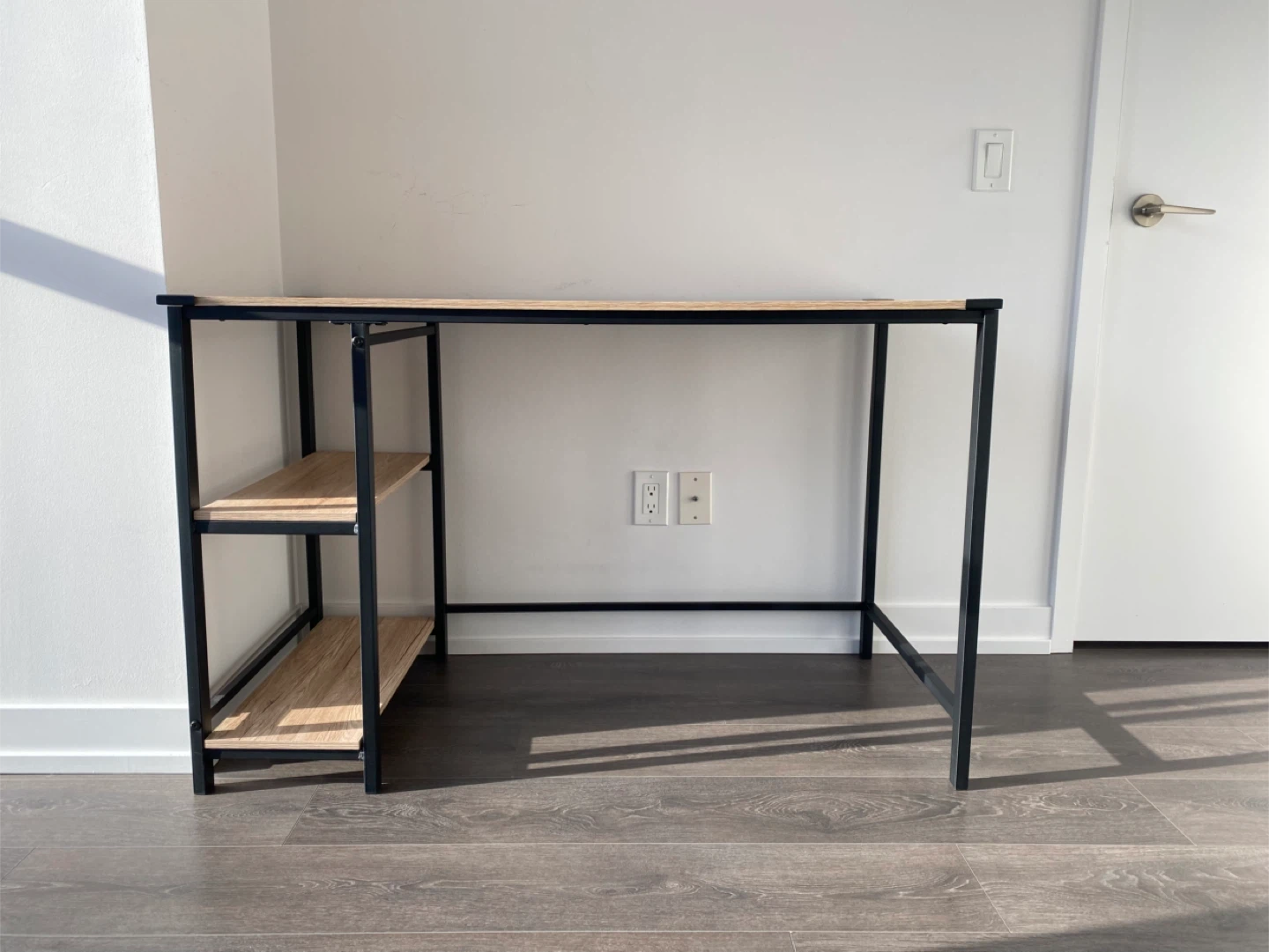 Workdesk/ Office Table