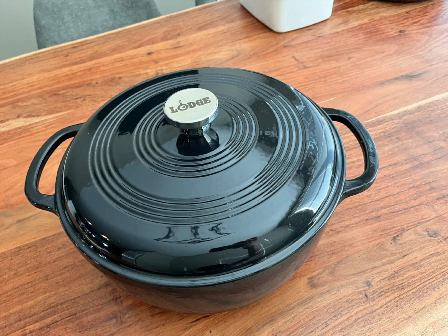 Lodge Cast Iron Dutch Oven - photo 2
