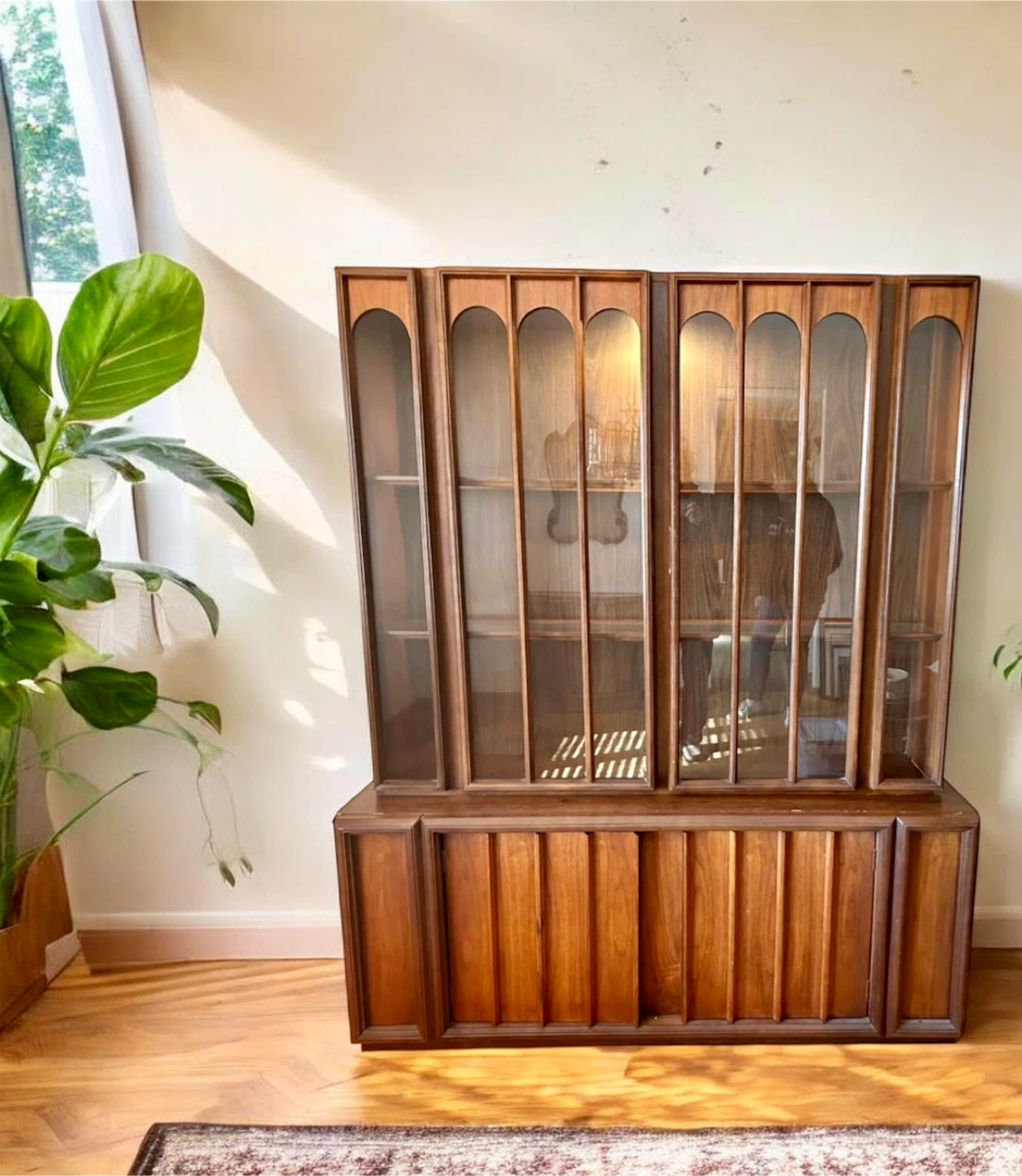 MCM cabinet