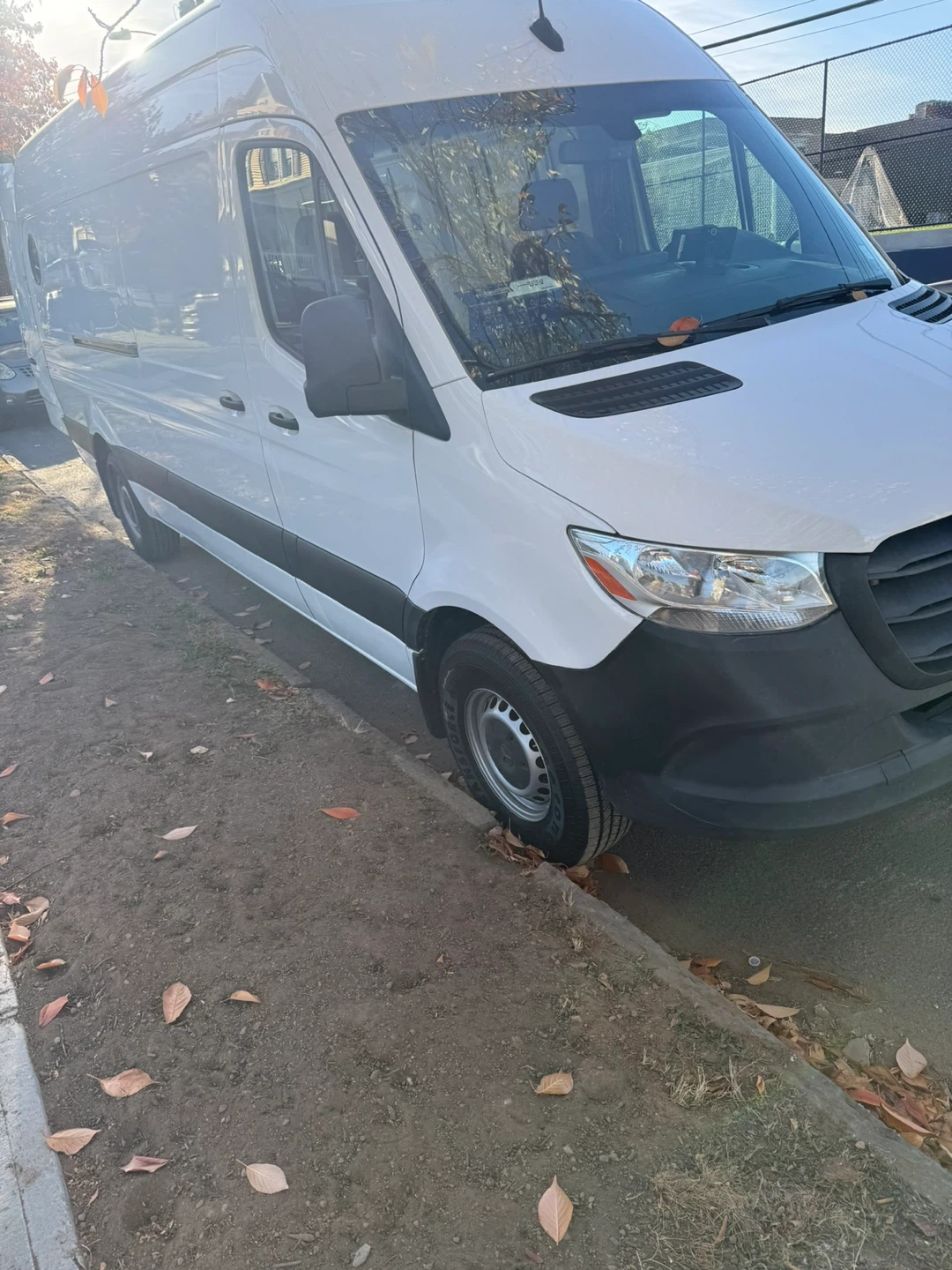 Mercedes-Benz Sprinter 2022 High Roof Extended Gas - photo 3