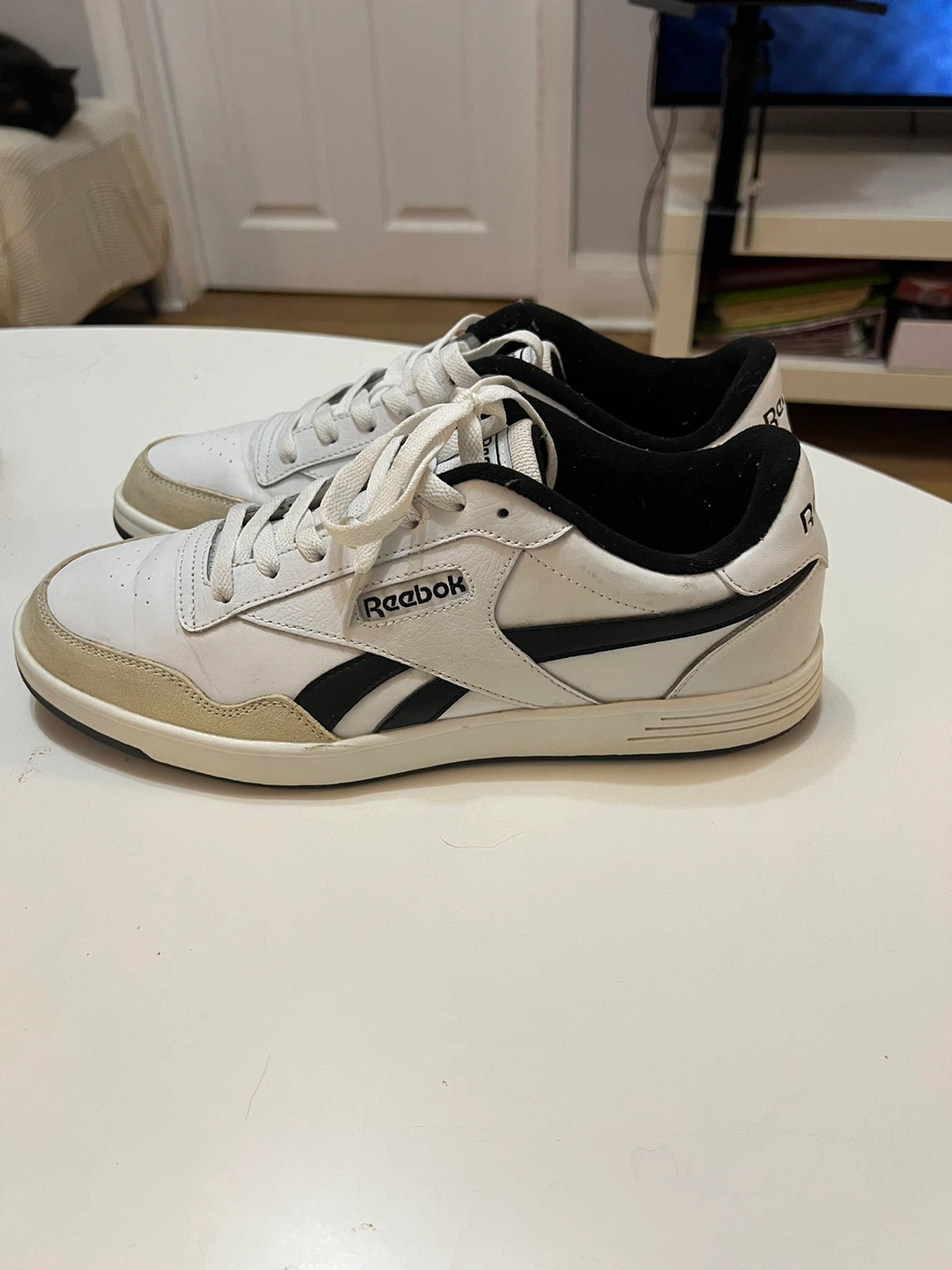 Reebok Vintage White Leather Low-Top Sneakers