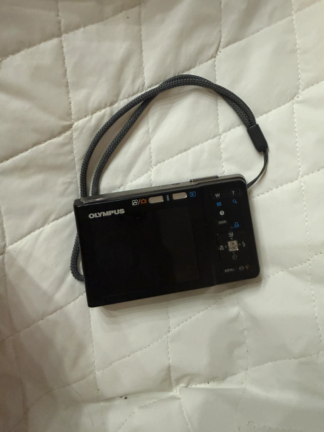 Olympus FE-360 8.0 Megapixel Digital Camera - photo 2