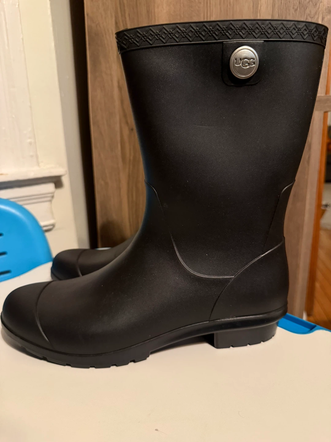 UGG Sienna Mid Rain Boots — Black — Size 9 - photo 2