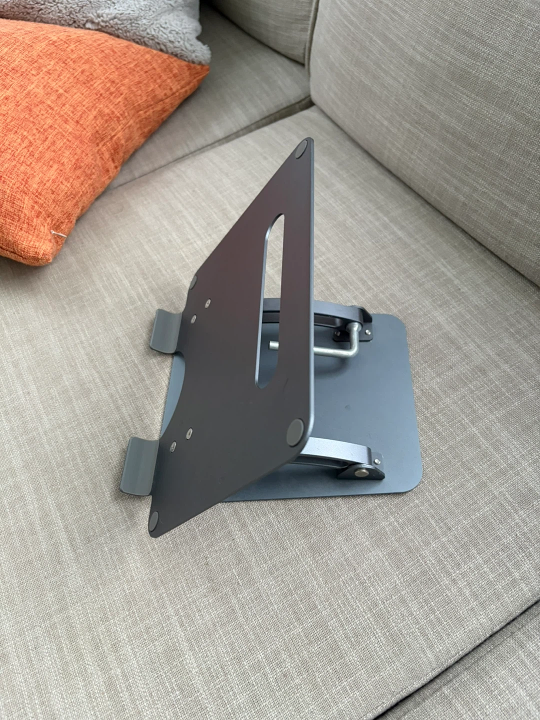 Adjustable Aluminum Laptop Stand - photo 2